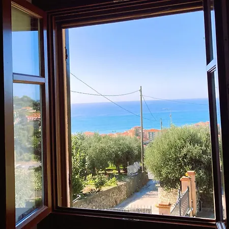 Le Miromar - Casa Indipendente - Parcheggio Privato - Private Parking *