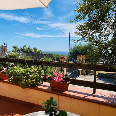Ferienhaus Le Miromar - Casa Indipendente - Parcheggio Privato - Private Parking Riva Ligure
