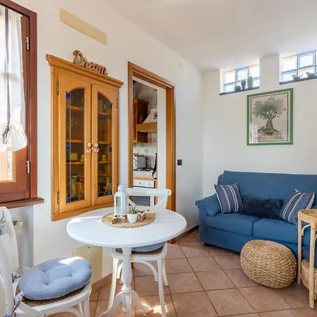 Le Miromar - Casa Indipendente - Parcheggio Privato - Private Parking